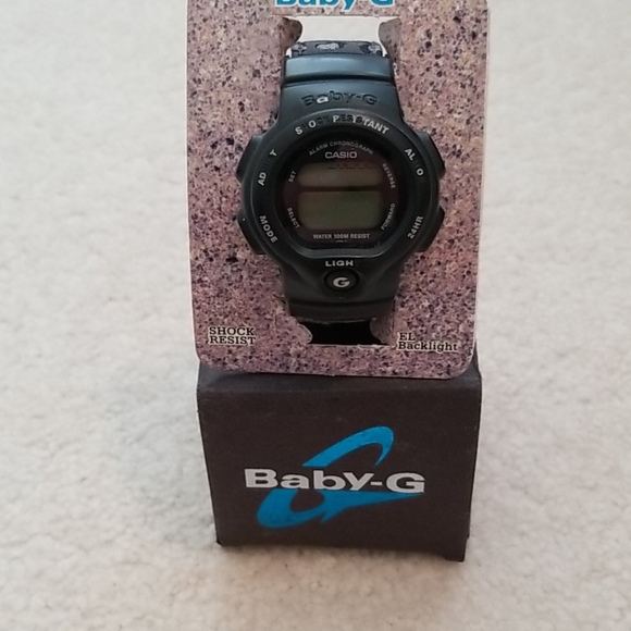 Casio black Baby G watch - leopard print strap - Picture 8 of 9